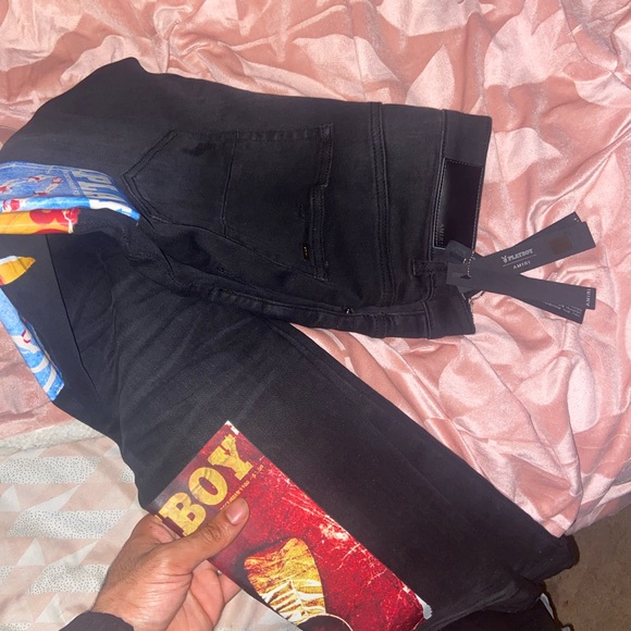 AMIRI MAGAZINE COVER JEANS BLACK - Picture 4 of 6